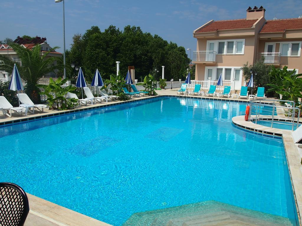 Aparthotel Ozcem Apart Fethiye Zimmer foto