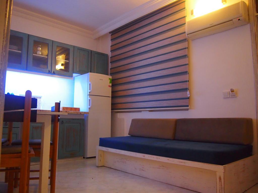 Aparthotel Ozcem Apart Fethiye Zimmer foto