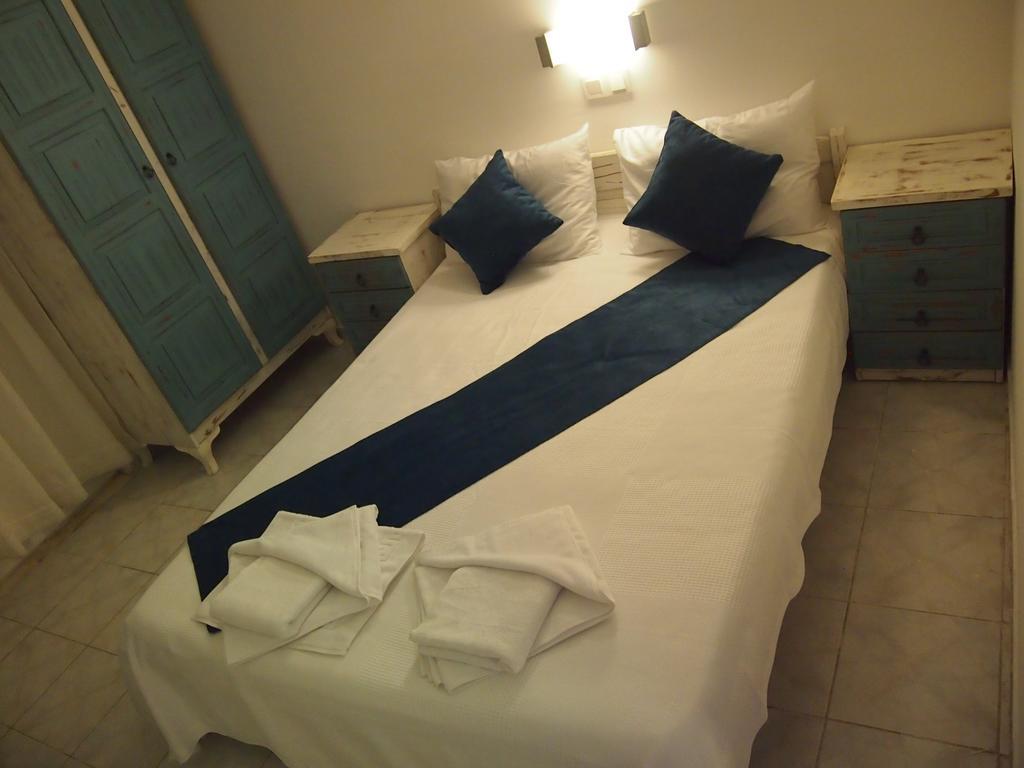 Aparthotel Ozcem Apart Fethiye Exterior foto