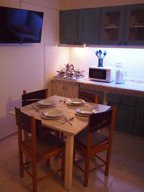 Aparthotel Ozcem Apart Fethiye Exterior foto