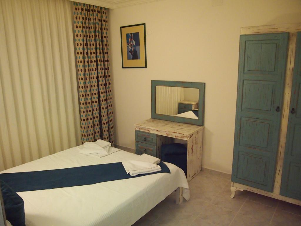 Aparthotel Ozcem Apart Fethiye Zimmer foto